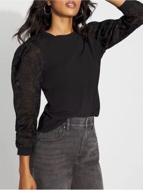 WHBM. Pleated Lace Sleeve Crewneck Tee SIZE M